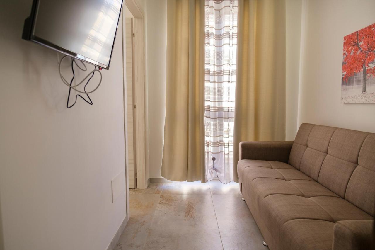 La Petite Erika Apartment Avola Exterior photo